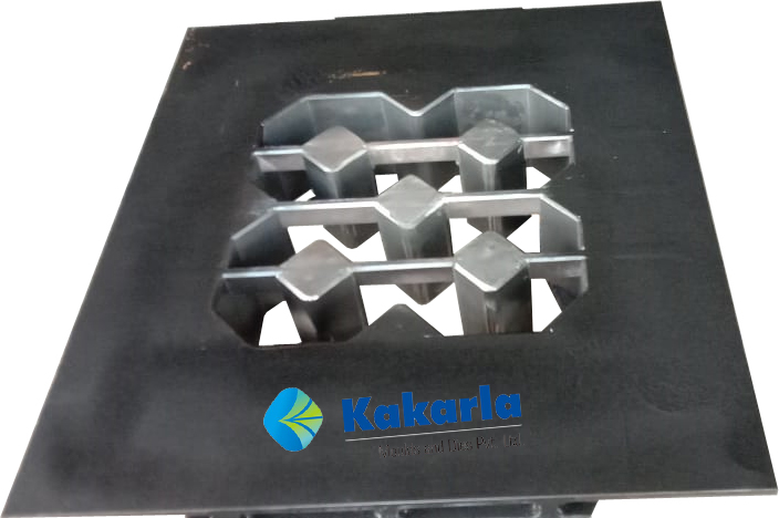 1 Cavity Grass Paver (L300 x W300 x H100) Grid - Pakona Machine