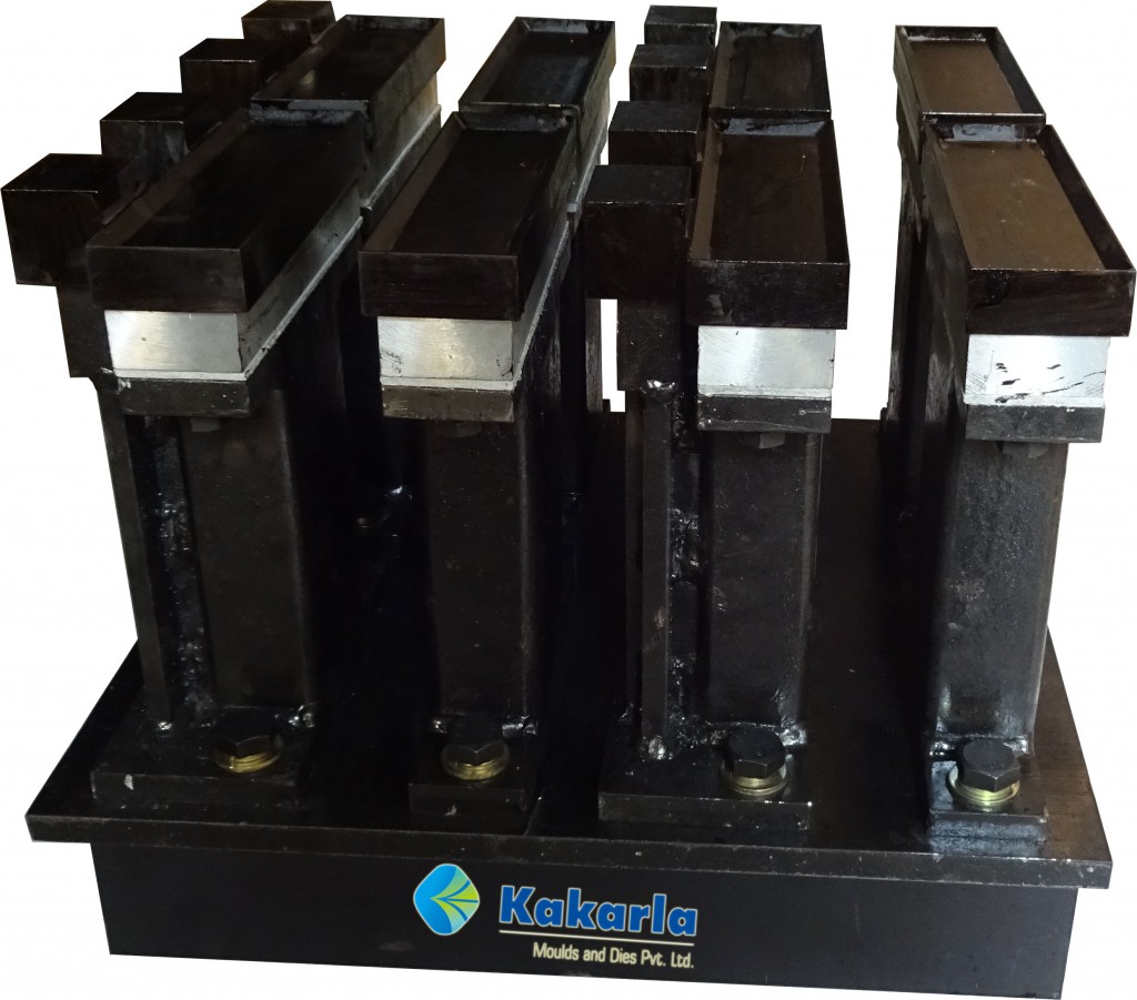 4 Cavity Grass Paver Top Mould (L200 x W200 x H80) - Pakona Machine