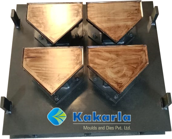 4 Cavity Paver (L100 - 200 x W280 x H60) Top Mould - Apollo Zenith Machine