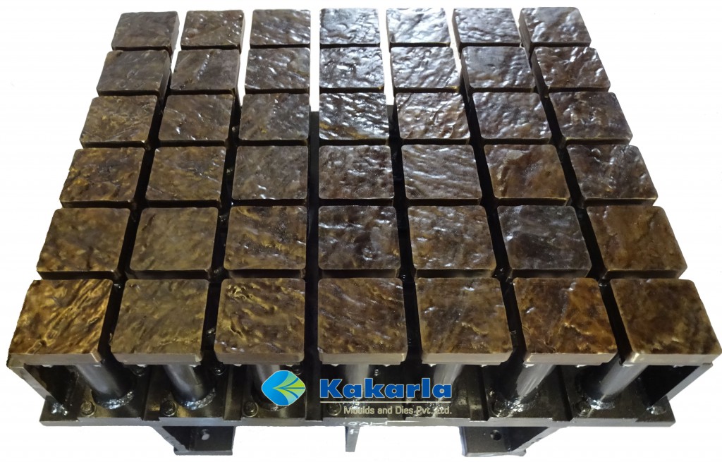 42 Cavity (L100 x W100 x H60) Cobble Top Mould - Reit Machine